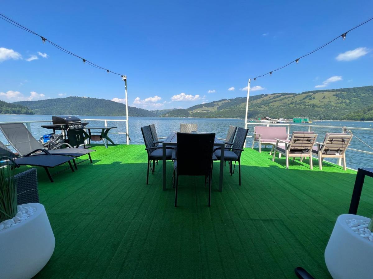 Casa Pe Lac Биказ Экстерьер фото