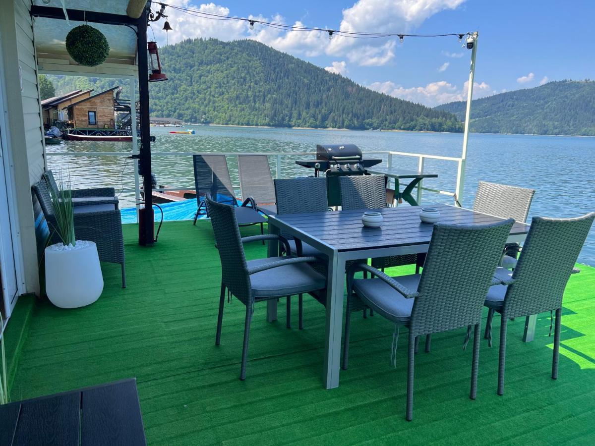 Casa Pe Lac Биказ Экстерьер фото