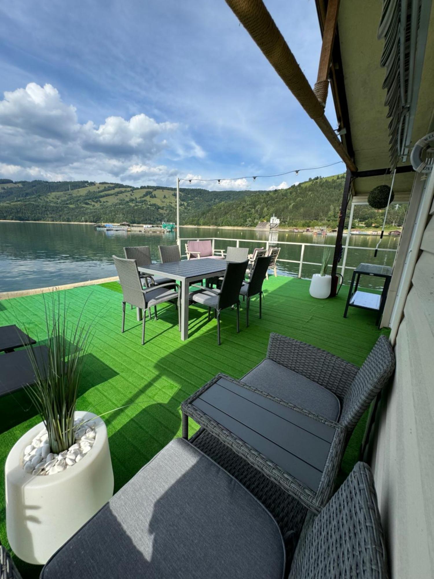 Casa Pe Lac Биказ Экстерьер фото